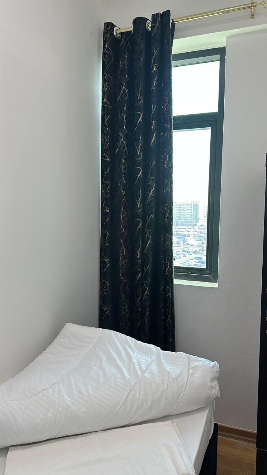 Four Stars Hostel Dubai Eksteriør bilde